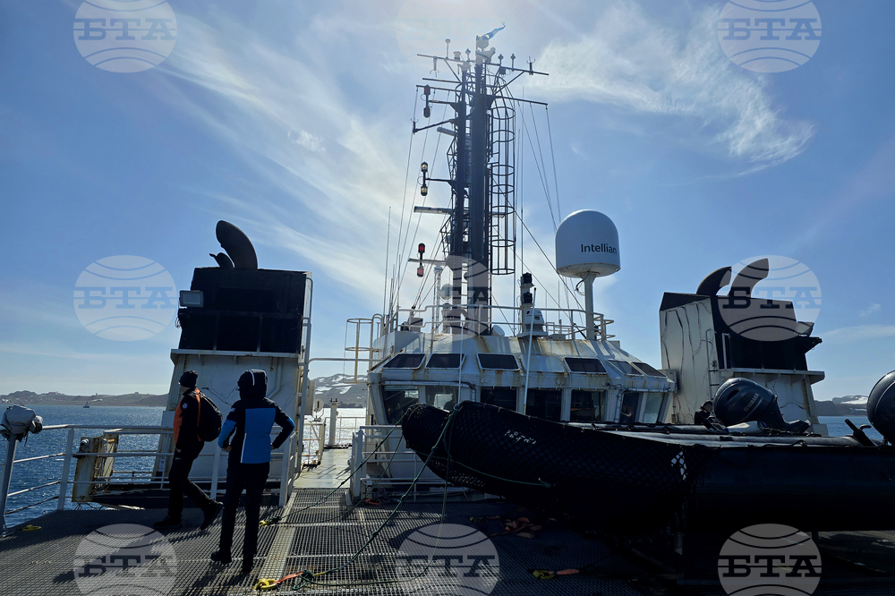 King George Island - Antarctica - Bulgarian Antarctic expedition - departure