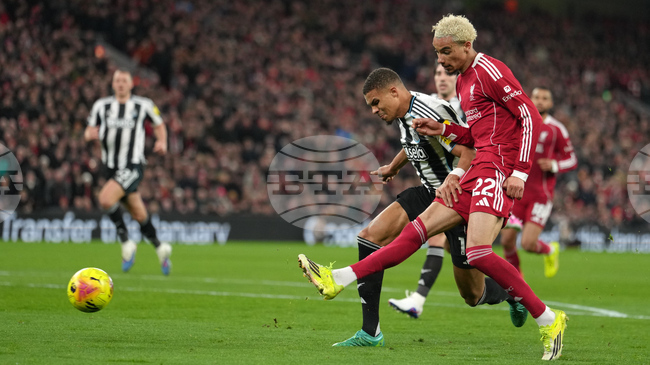 Ливърпул победи Убедително Нюкасъл във Висшата лига