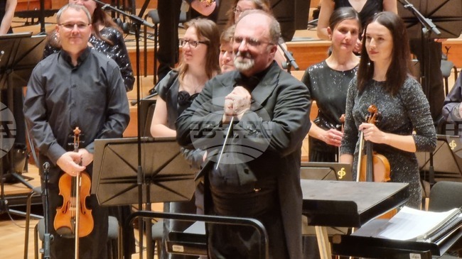 Найден Тодоров ще дирижира Великденски концерт във Филхармонията в Скопие