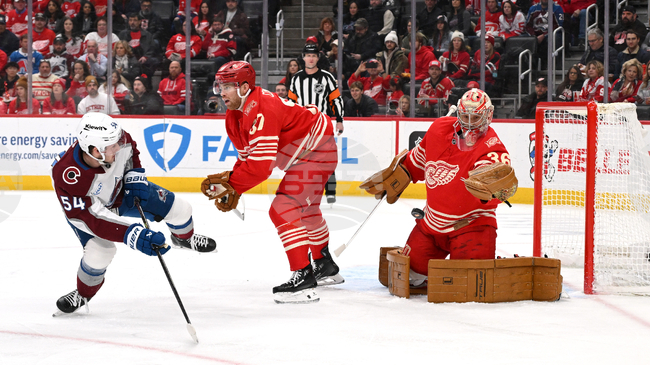 Лидерът в НХЛ Колорадо се наложи срещу Детройт