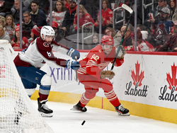 Avalanche Red Wings Hockey