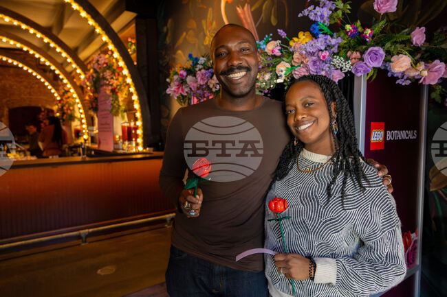 LEGO® Botanicals Bloom Bar