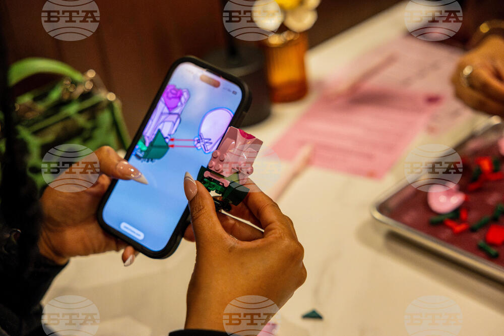 LEGO® Botanicals Bloom Bar