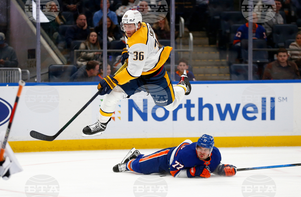 Predators Islanders Hockey