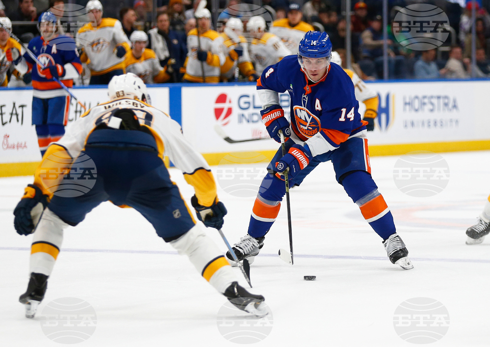 Predators Islanders Hockey