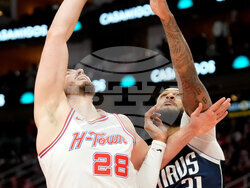 Mavericks Rockets Basketball