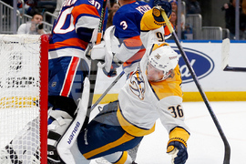 Predators Islanders Hockey