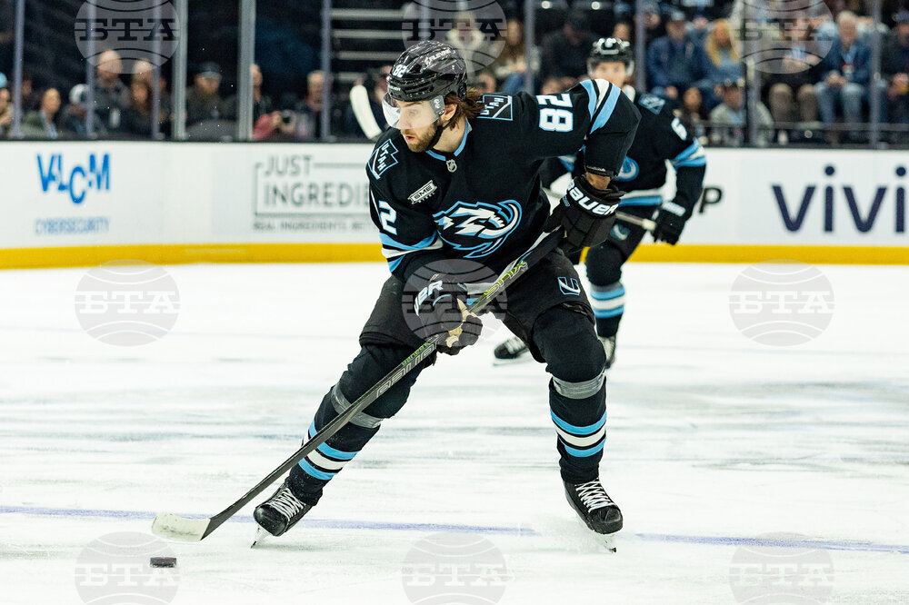 Stars Mammoth Hockey