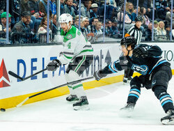 Stars Mammoth Hockey