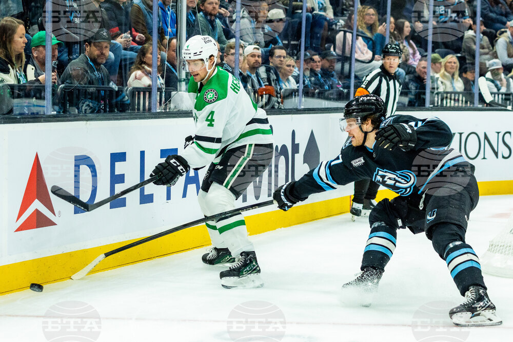 Stars Mammoth Hockey