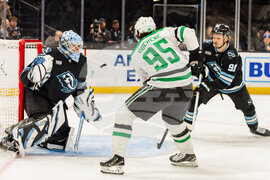 Stars Mammoth Hockey