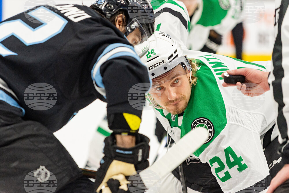 Stars Mammoth Hockey