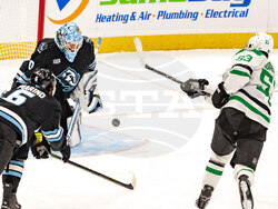 Stars Mammoth Hockey