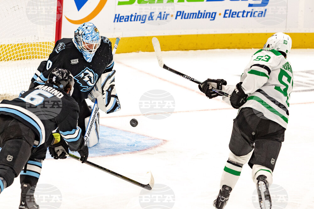 Stars Mammoth Hockey