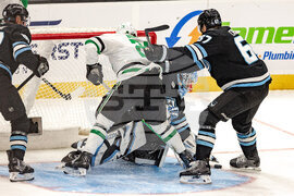 Stars Mammoth Hockey