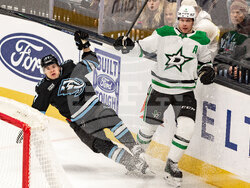 Stars Mammoth Hockey