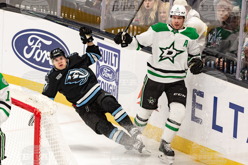 Stars Mammoth Hockey