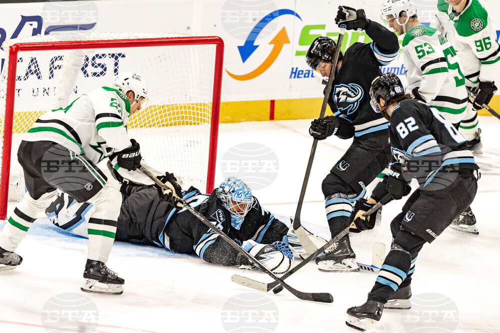 Stars Mammoth Hockey