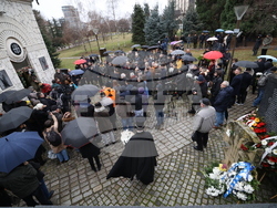 Мемориал на жертвите на комунистическия режим - поднасяне на венци