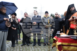 Мемориал на жертвите на комунистическия режим - поднасяне на венци