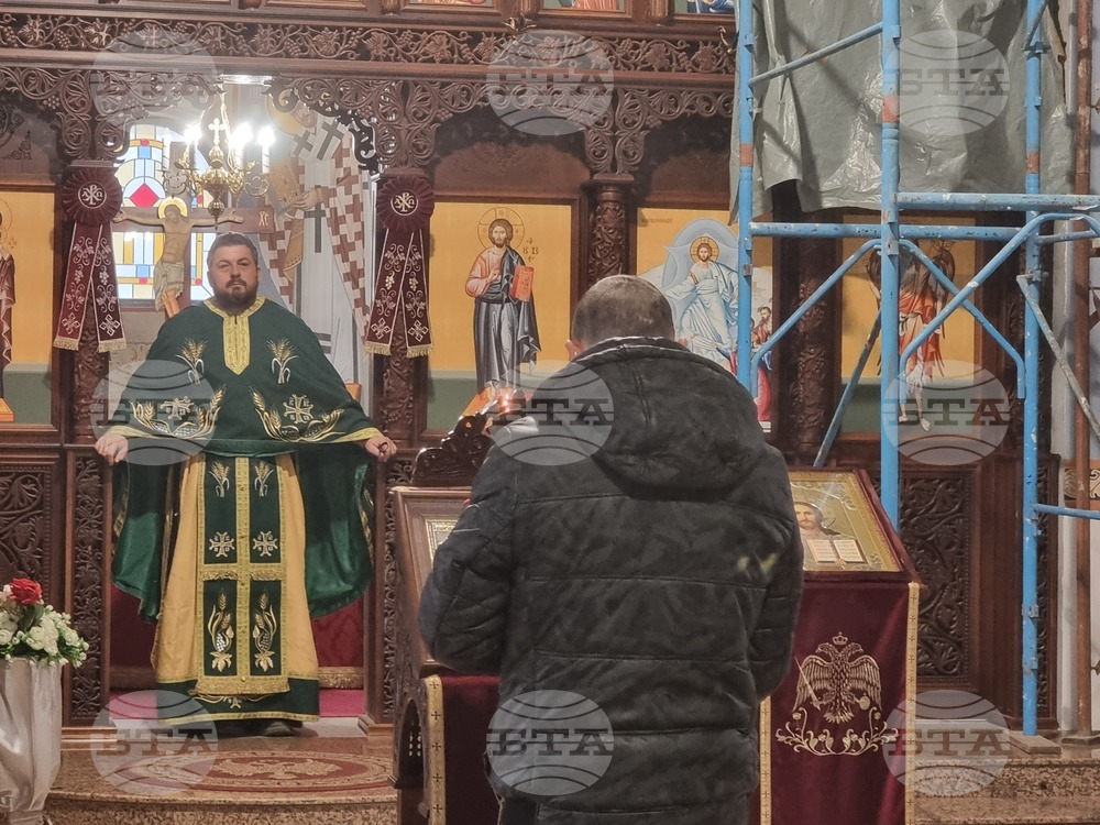 В живота си трябва да се стремим към смирение, да не осъждаме другите и да се учим от добрия пример, каза отец Петър във Велико Търново