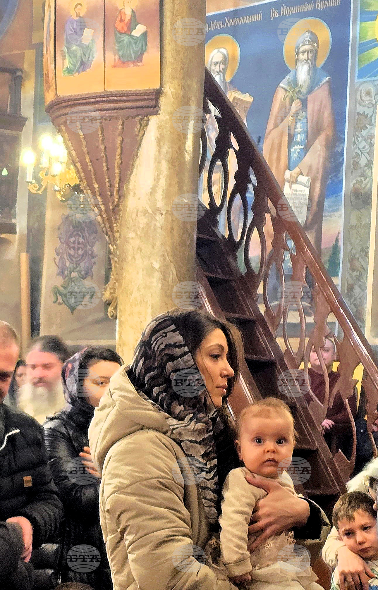 Сливен - света литургия  - храм „Св. Димитър“