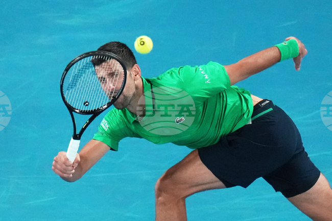 Петкратният шампион Новак Джокович стартира с победа на турнира по тенис от сериите "Мастърс" в Индиън Уелс