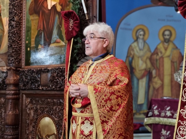 Към смирение, покаяние, искрена вяра и благодарност към Бога призова отец Стоян от ямболския храм „Св. вмчк Георги Победоносец“