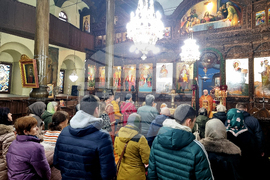 Ямбол - неделна литургия - храм - „Св. вмчк Георги Победоносец“