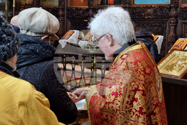 Ямбол - неделна литургия - храм - „Св. вмчк Георги Победоносец“