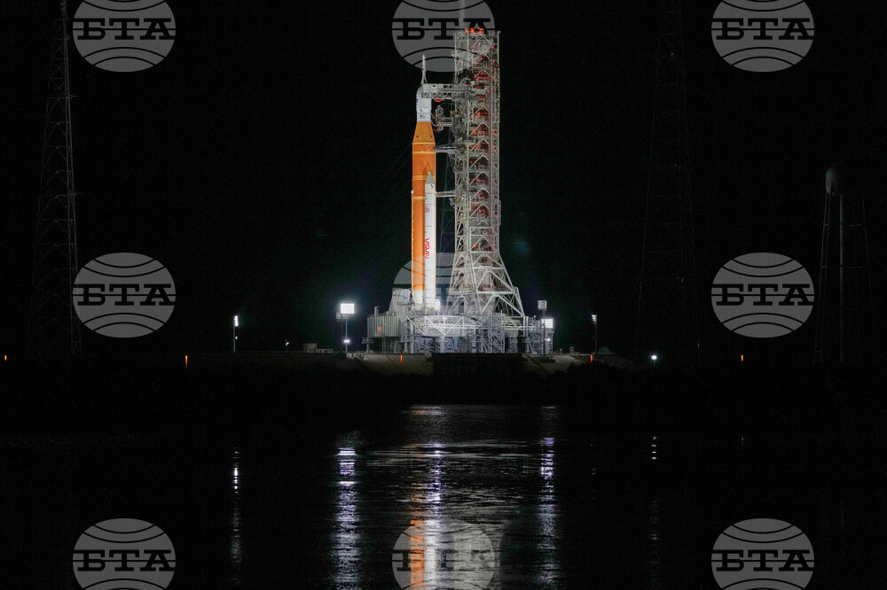 NASA Artemis Moonshot