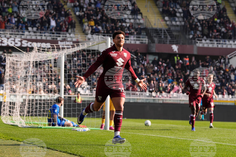 Торино прекъсна серията си от загуби в Серия "А" с минимален успех над Лече