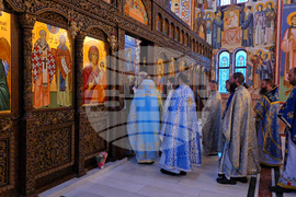 Ловеч - патриарх - митрополит - годишнина