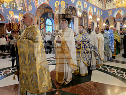 Ловеч - патриарх - митрополит - годишнина