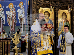 Ловеч - патриарх - митрополит - годишнина