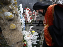 Мемориал на жертвите на комунистическия режим - поднасяне на венци