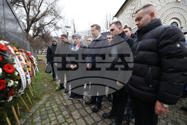 Мемориал на жертвите на комунистическия режим - поднасяне на венци