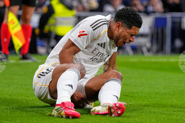 Полузащитникът на Реал Мадрид Джуд Белингам ще отсъства от терена около месец заради контузия