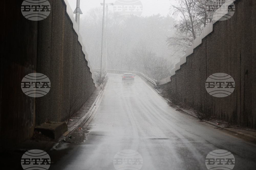 Столица - снеговалеж - пътища