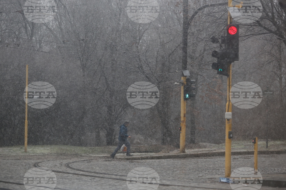 Столица - снеговалеж - пътища
