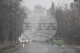 Столица - снеговалеж - пътища