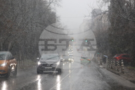 Столица - снеговалеж - пътища