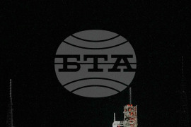 NASA Artemis Moonshot