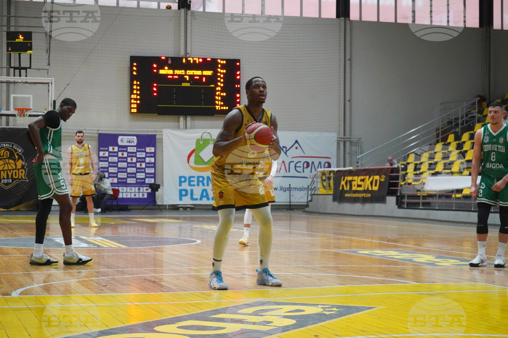 Перник - баскетболен мач - Миньор 2015 - Черно море Тича