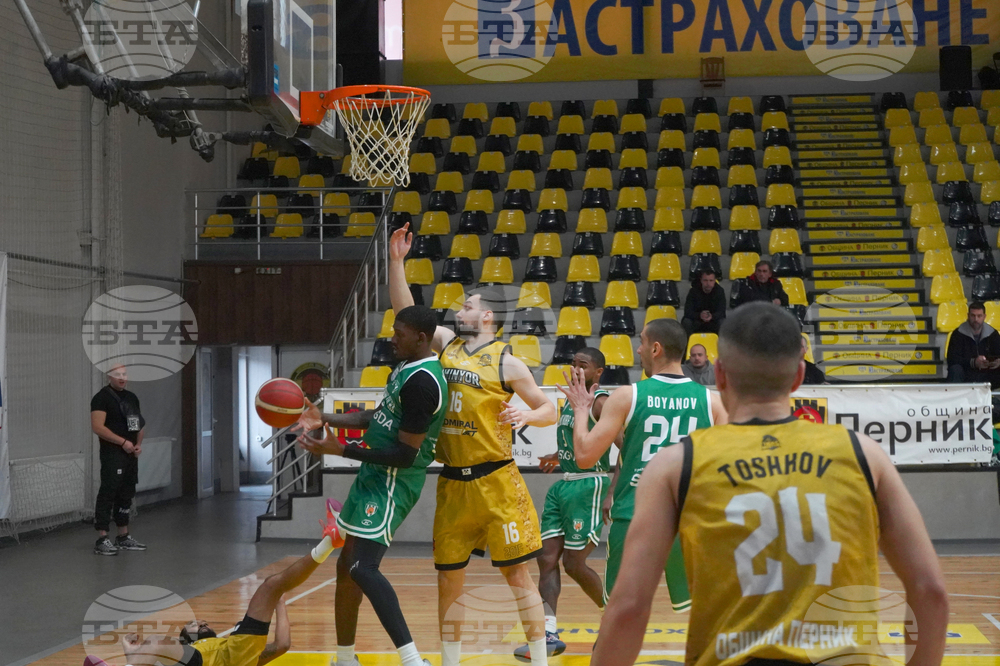 Перник - баскетболен мач - Миньор 2015 - Черно море Тича