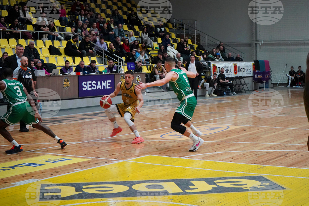 Перник - баскетболен мач - Миньор 2015 - Черно море Тича