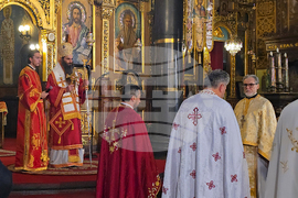 Митрополитска катедрала „Св. Неделя“ - служба - жертви на комунизма