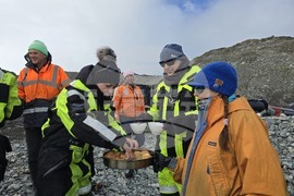 Fourth Group of Participants in Bulgaria’s 34th Antarctic Expedition Arrives at Livingston Island