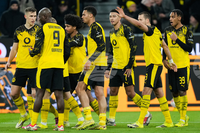 Два гола на Серу Гираси донесоха трудна победа на Борусия Дортмунд над Хайденхайм