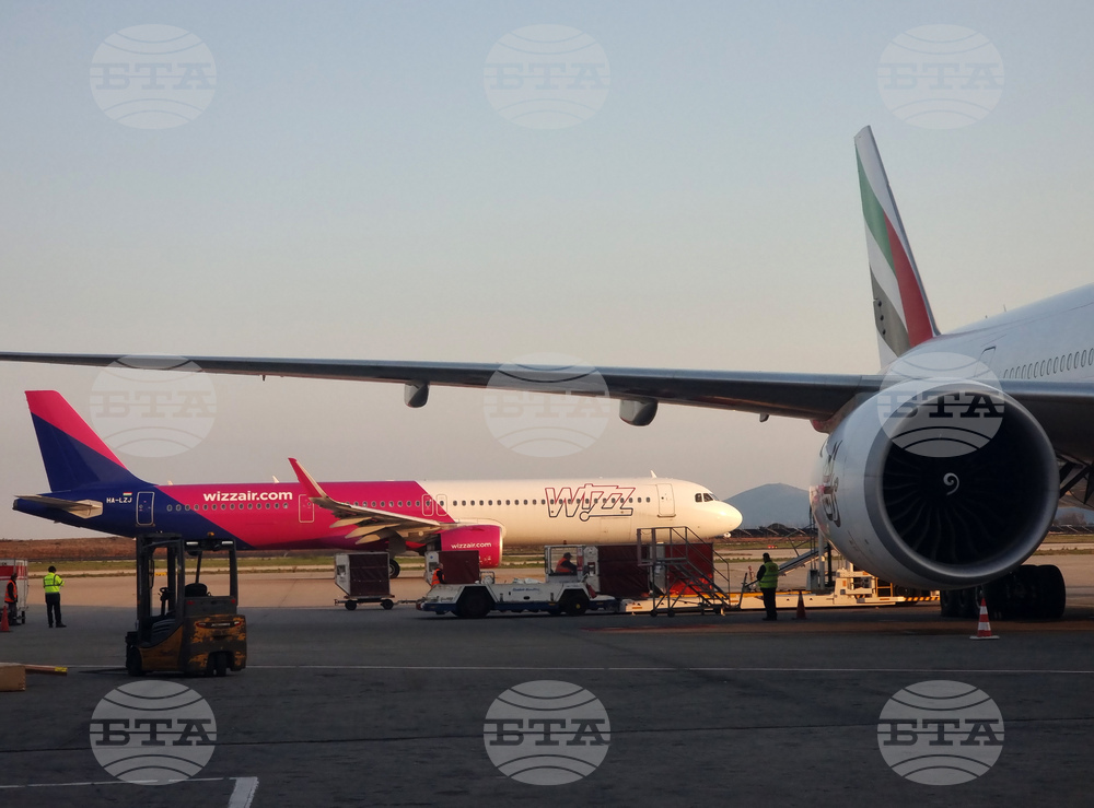 Авиокомпания Wizz Air пуска директен полет от София до Тирана